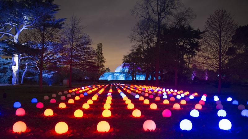 Admire the light displays during Christmas at Kew. Credit: Jeff Eden. Image courtesy of RBG Kew. Christmas at Kew