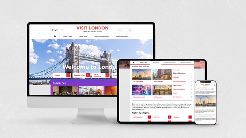 Una pantalla de PC, tableta y smartphone mostrando la página web de visitlondon.com