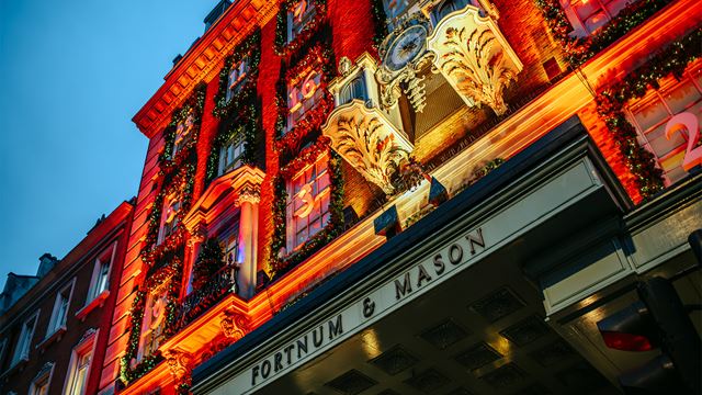 Fortnum & Mason decorations four-tonne clock