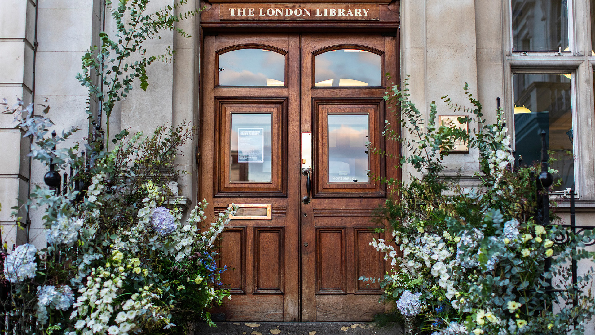 Most beautiful libraries in London, England to visit