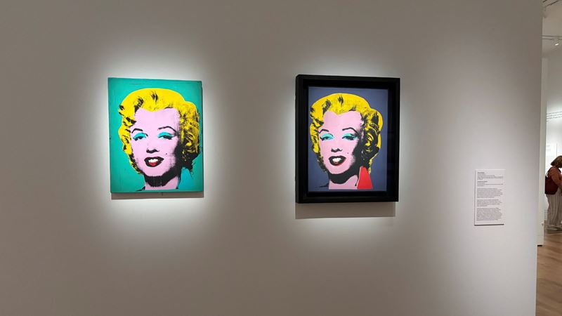 Marilyn Monroe: A Portrait at National Portrait Gallery. Green Marilyn and Lavender Marilyn by Andy Warhol. © Visit London/Charlotte Pritchard. Green Marilyn and Lavender Marilyn by Andy Warhol, in the exhibition Marilyn Monroe: A Portrait at the National Portrait Gallery, London.