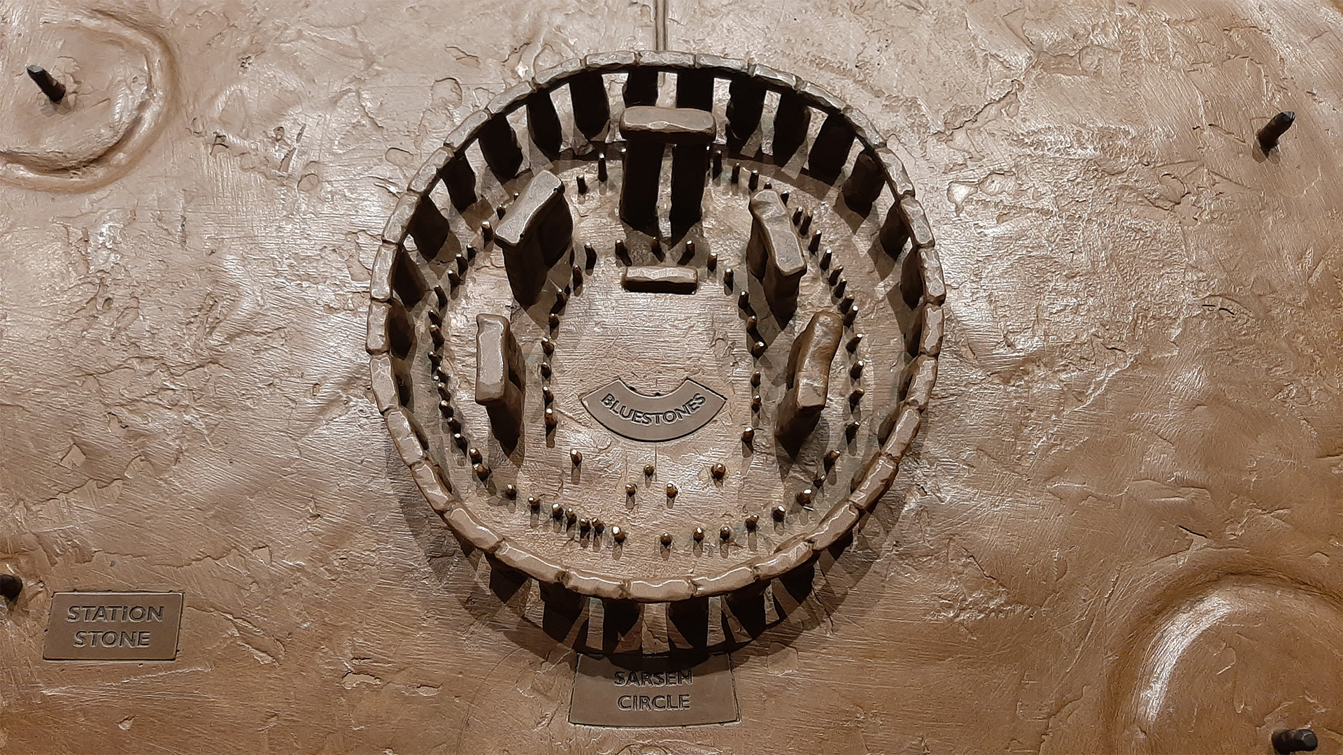 Visit the Visitor Centre at Stonehenge on a half day tour. Image courtesy of Visit London/Sigrun Tomicki. A miniature replica of the original Stonehenge circle fully intact.