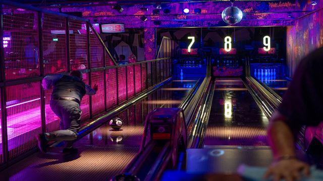 A Guide to the Ultimate London Nightlife Experience - Entertainment Options