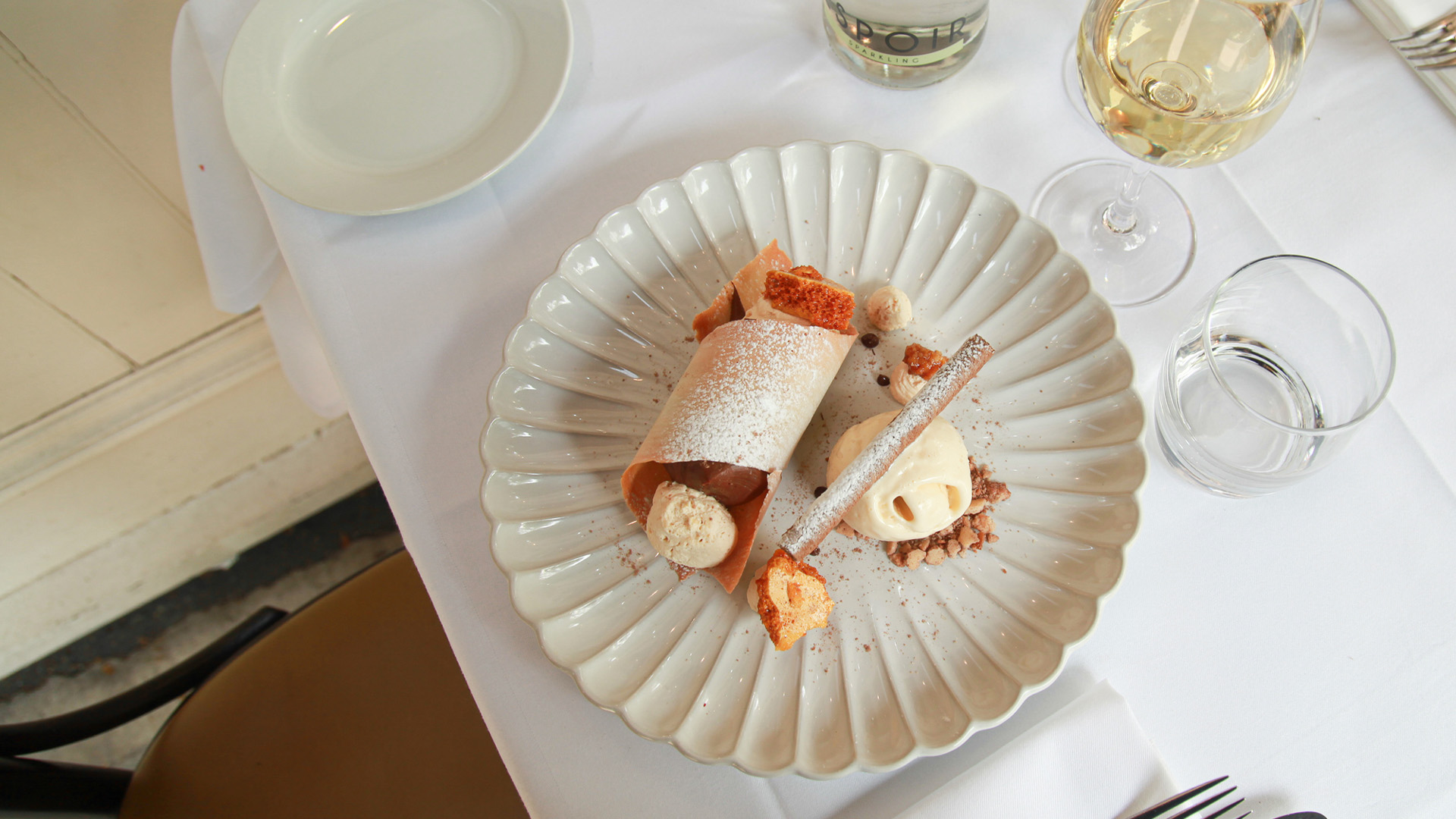 Lagavulin 12 years whisky and chocolate cremeaux with tuille and chocolate cigar.