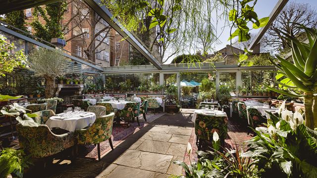 The Ivy Chelsea Garden terrace
