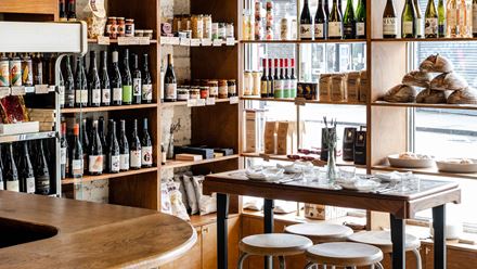 Discover Pasero, an intimate natural wine bar with seasonal small plates and a laid-back neighbourhood feel. Credit: Pasero. Image courtesy of Pasero.