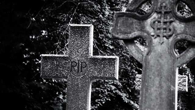 Zwei Grabsteine im Brompton Friedhof 