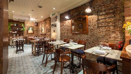 The dining room. Image courtesy of Blanchette.
