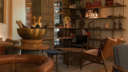 The lounge at Da Terra. Credit: Alex Teuscher. Image courtesy of Lotus Land.