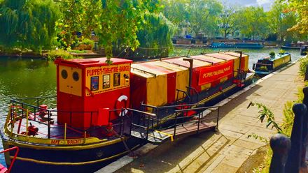 The Puppet Barge theatre. Credit: Stan Middleton. Image courtesy of Puppet Barge.