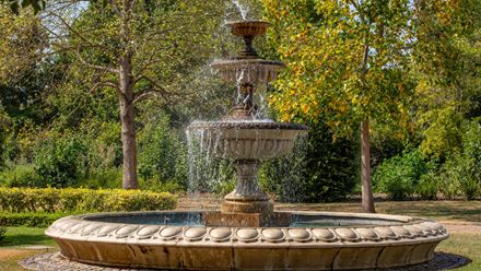 A fountain in The Avenue Gardens. Credit: Clive Nichols. Image courtesy of The Royal Parks.