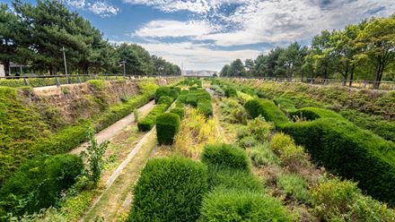 Thames Barrier Park. Credit: London & Partners/Peter Cohen.
