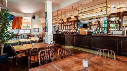 The bar area. Credit: Sezgin Kandemir. Image courtesy of Greene King.