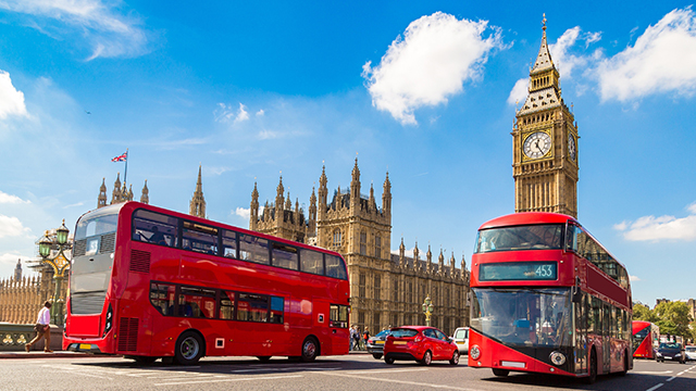 Unlocking London: The Top 10 Must-See Tourist Attractions - Big Ben and the Houses of Parliament