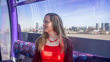 Profitez d'un trajet panoramique à bord du téléphérique IFS Cloud et admirez un panorama grandiose sur la ligne d'horizon de Londres. ©London & Partners/Michael Barrow
