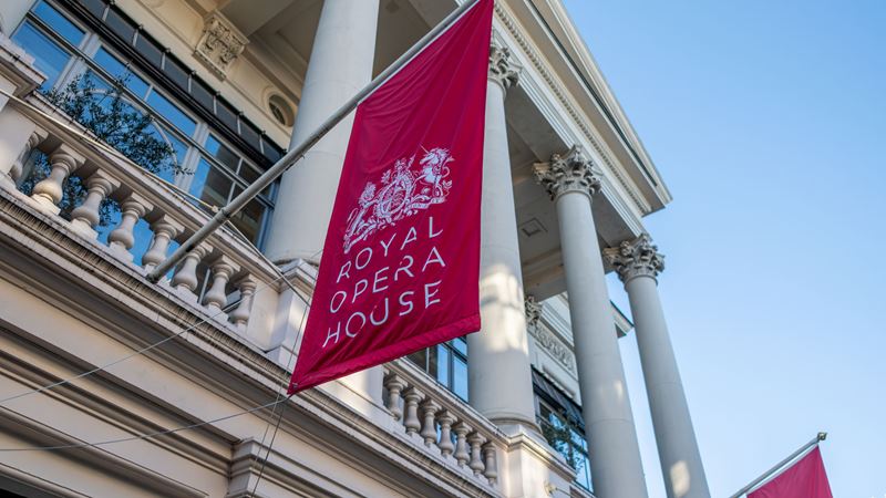 See a masterpiece at the Royal Opera House, a world-class venue for opera, ballet and much more. Image courtesy of London & Partners/Michael Barrow.