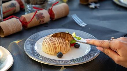 Enjoy a Christmas Day Cruise on the Thames with a delicate dessert. Image courtesy of Golden Tours