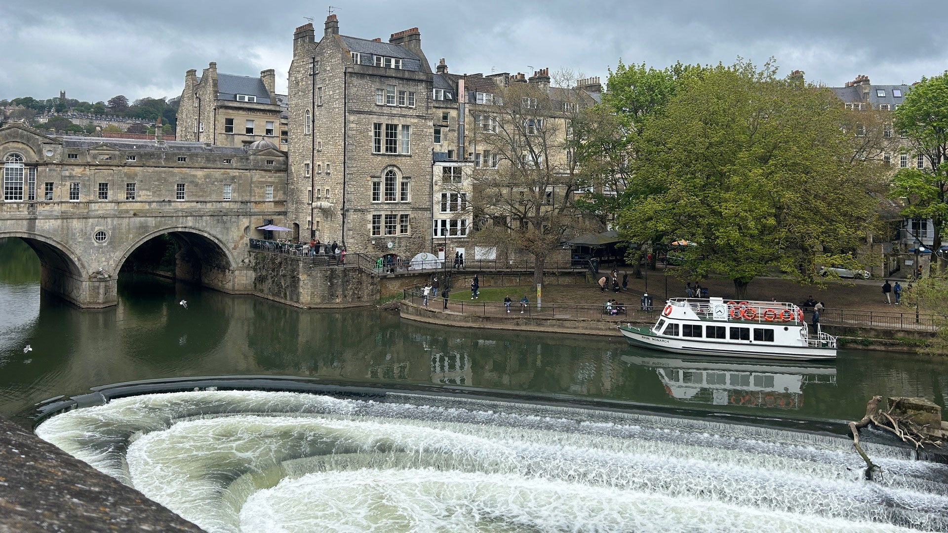 View of the Pulteney Bridge River Avon in Bath.