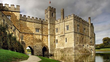Leeds Castle. Image courtesy of Golden Tours
