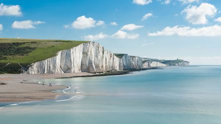 White cliffs at Seven Sisters National Park. Image courtesy of Shutterstock. Photo credit: GlennV.
