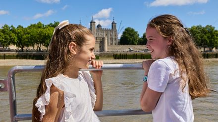 Make memories together as you discover London’s history and iconic landmarks from the River Thames. Image courtesy of HRP.
