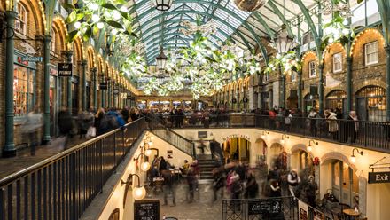 Explore Covent Garden’s world-famous marketplace. Credit: Ben Pipe. Image courtesy of London & Partners.