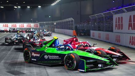 Drivers drive into the pit. Image courtesy of Formula E. 