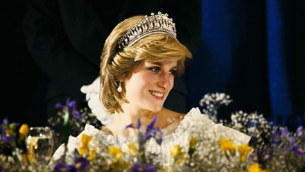 Découvrez la vie de la princesse Diana et sa famille en visitant la toute nouvelle exposition Princesse Diana: Accredited Access Exhibition. Image fournie par Golden Tours.