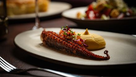Discover Mediterranean cuisine at HERA in Stratford. Image courtesy of Amy Williams Consultancy. 