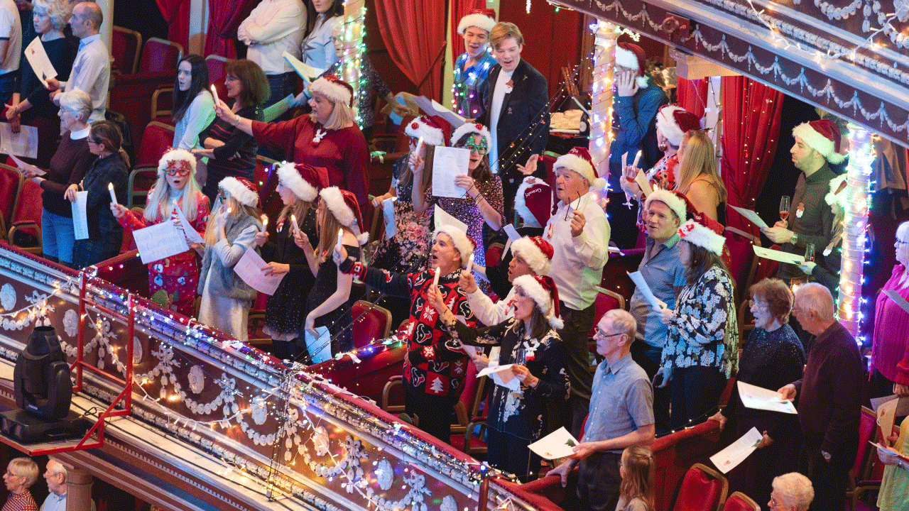 Choir sings at Royal Albert Hall carol event