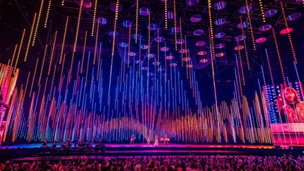 ABBA Voyage interprète Dancing Queen à l'ABBA Arena de Londres. Image fournie par Johan Persson/ABBA Voyage.  