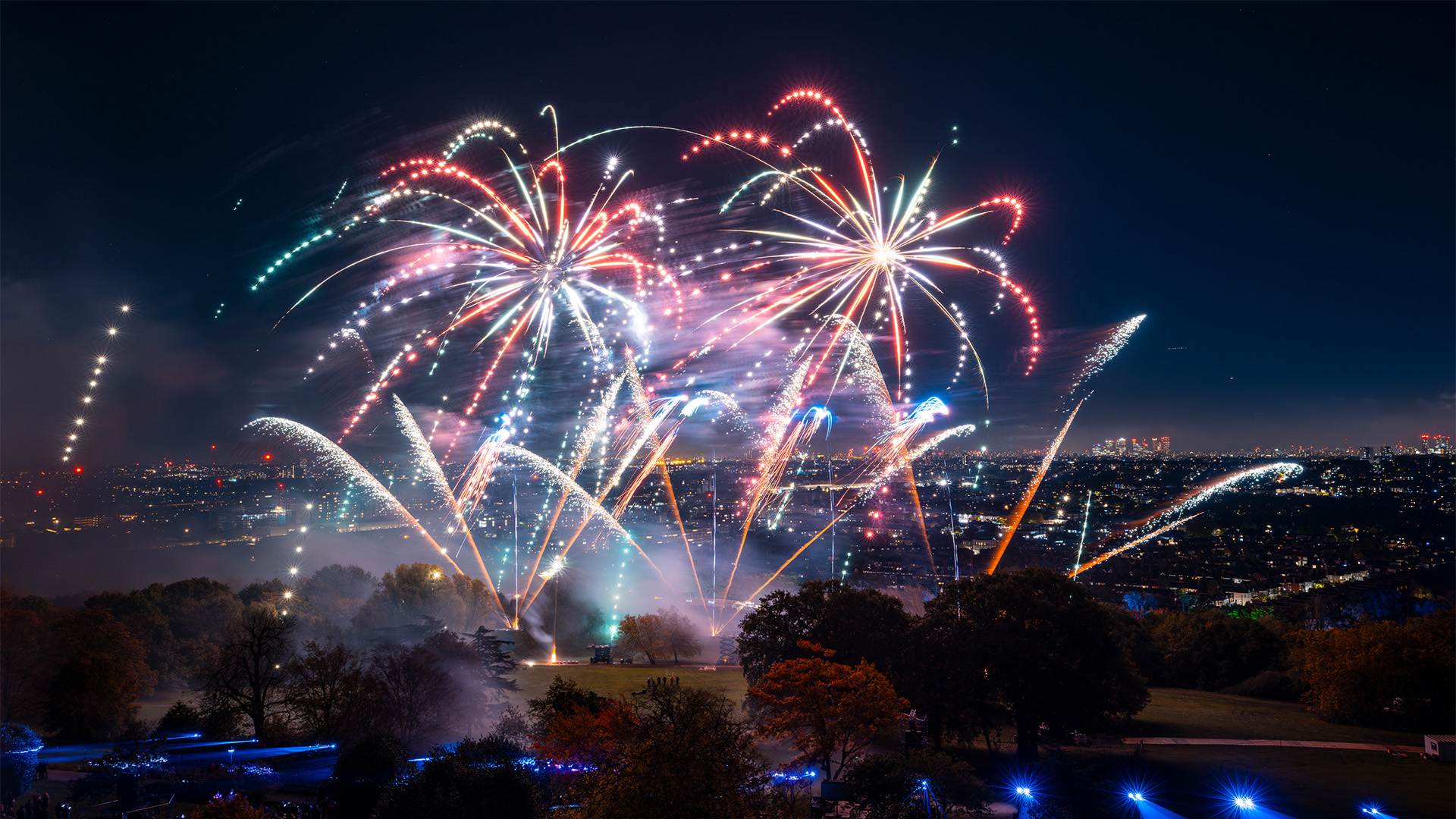 Dazzling fireworks at Alexandra Palace