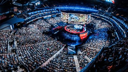 Birds eye view image of a packed crowd at the League of Legends World Championships. Image courtesy of Riot Games