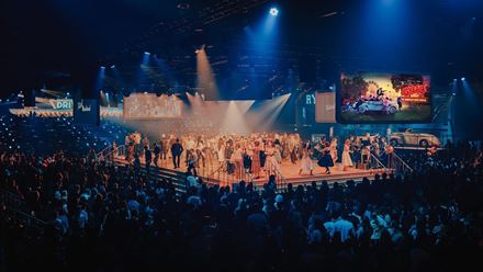 Watch dazzling live performances and spectacular choreography unfold to the 1978 film’s most popular songs. Credit: Luke Dyson. Image courtesy of London Theatre Direct.