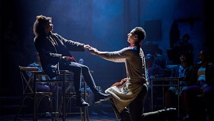 Discover the story of Hadestown, where two love stories intertwine in a search for renewal and joy. Follow Orpheus and Eurydice as they embark on a journey deep into the underworld of Hades. © Brinkhoff/Moegenburg