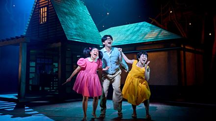 Immerse yourself in wonder as the world of My Neighbour Totoro comes to life in London's West End — a masterpiece not to be missed this season! © Manuel Harlan