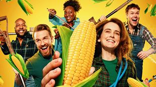 On a yellow background, actors from the cast of the musical Shucked hold corn in their hands.