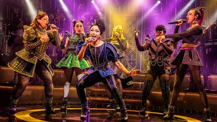Six Tudor queens take control of their past in Six The Musical, currently at the Vaudeville Theatre. Image courtesy of London Theatre Direct/ Photography credit - Pamela Raith