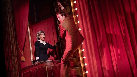 See the Hitchcock era come to life as The 39 Steps includes many cinematic moments from the acclaimed film ©Mark Senior. Image courtesy of Amanda Malpass PR. See the Hitchcock era come to life as The 39 Steps includes many cinematic moments from the acclaimed film ©Mark Senior. Image courtesy of Amanda Malpass PR.