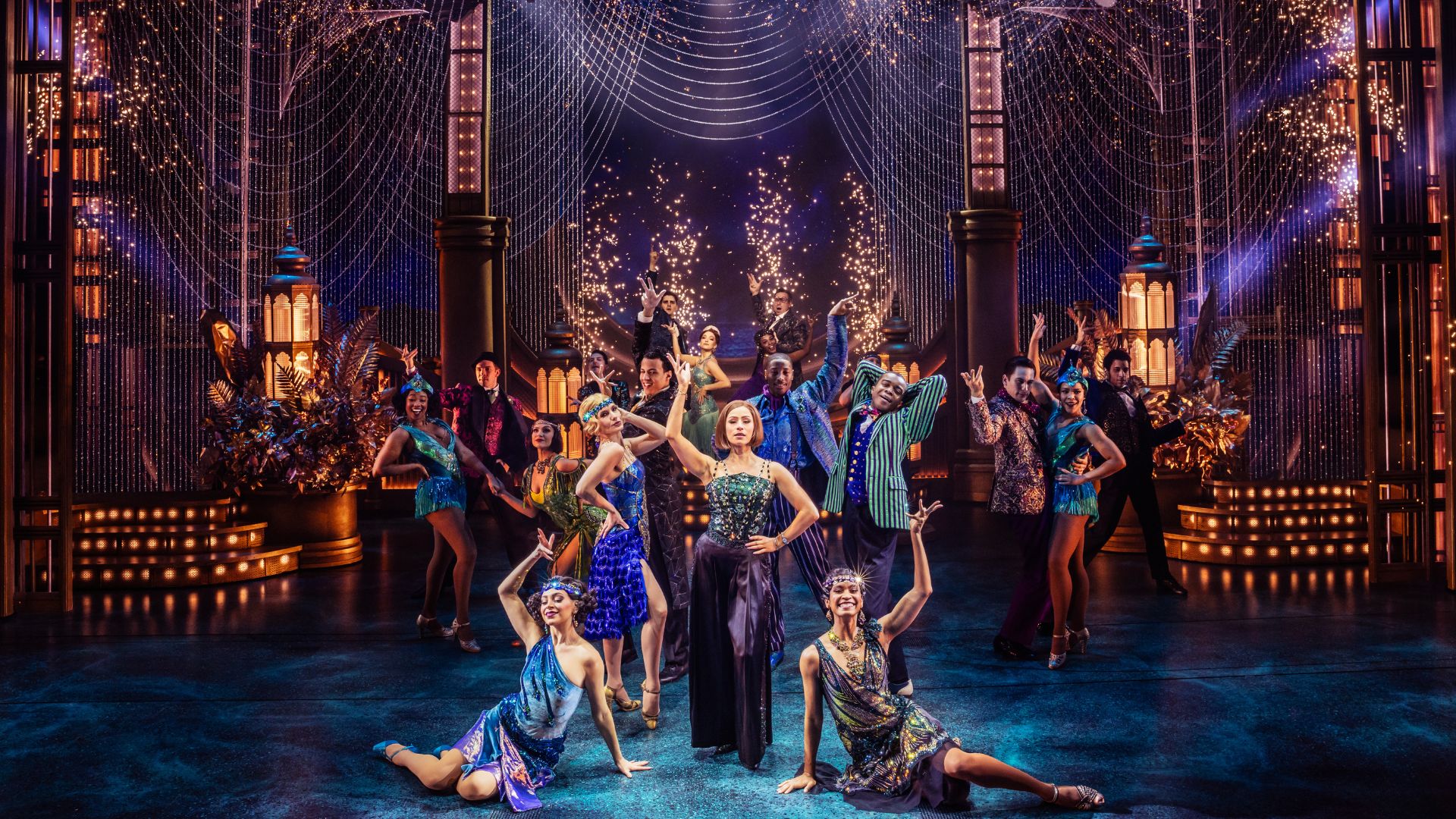 See this Tony Award-winning musical for yourself live on the West End stage (Broadway production). Image courtesy of London Theatre Direct. Photo credit: Matthew Murphy and Evan-Zimmerman. Cast of The Great Gatsby during the Broadway production.
