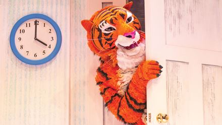 Le tigre qui venait prendre le thé est un spectacle familial qui ravit les enfants dans le West End de Londres. Crédit photo : Michael Jean Marain. Avec l'aimable autorisation de Helen Snell.