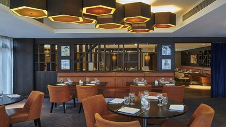 Dine in style at DoubleTree by Hilton London - Ealing. Image courtesy of Hilton.