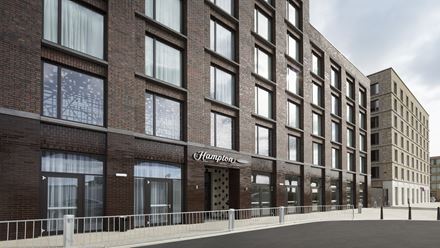 Stay moments from London City Airport with fast links into central London at Hampton by Hilton London Excel. Image courtesy of Hilton.
