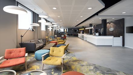 Enjoy a relaxing stay at Hampton by Hilton London Excel. Image courtesy of Hilton.