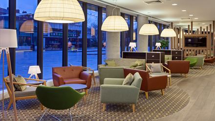 Stay close to London's top attractions at Hampton by Hilton London Waterloo. Image courtesy of Hilton.